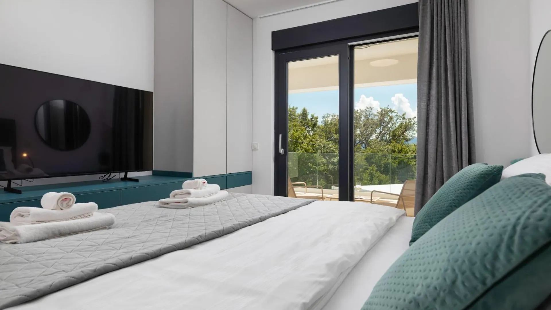 Villa Aurelia 4 With Pool Linardići