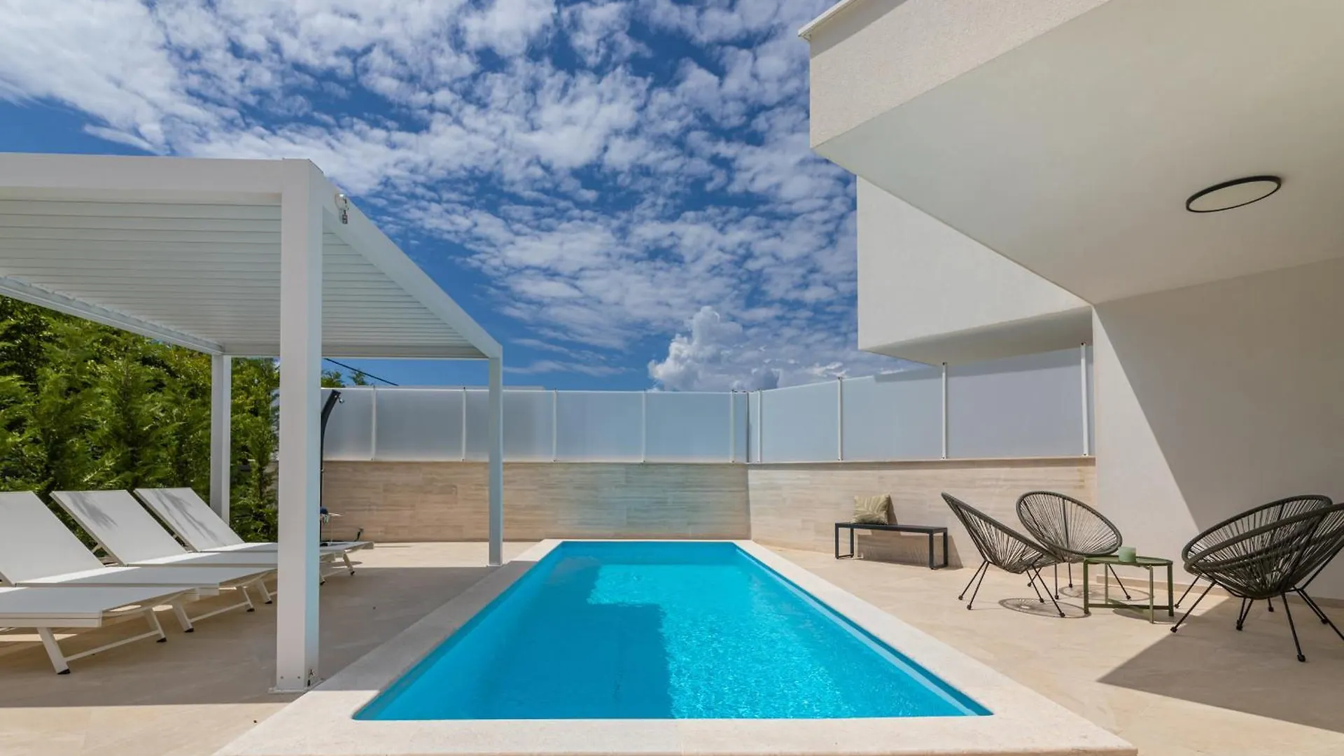 Villa Aurelia 4 With Pool Linardići