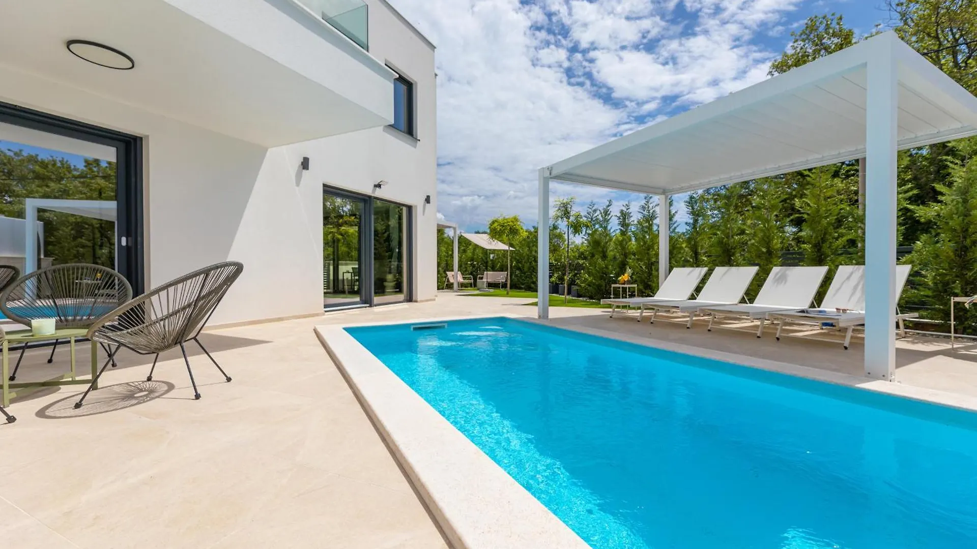 Villa Aurelia 4 With Pool Linardići 0*,